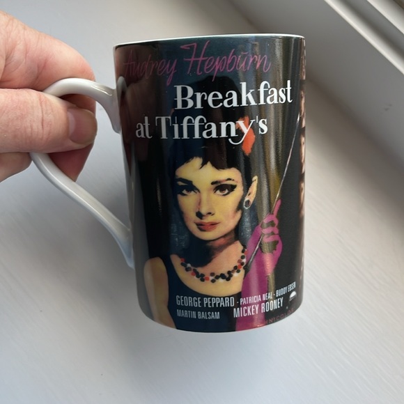 BREAKFAST AT TIFFANY’S AUDREY HEPBURN KONITZ (2) coffee mugs - Picture 7 of 10
